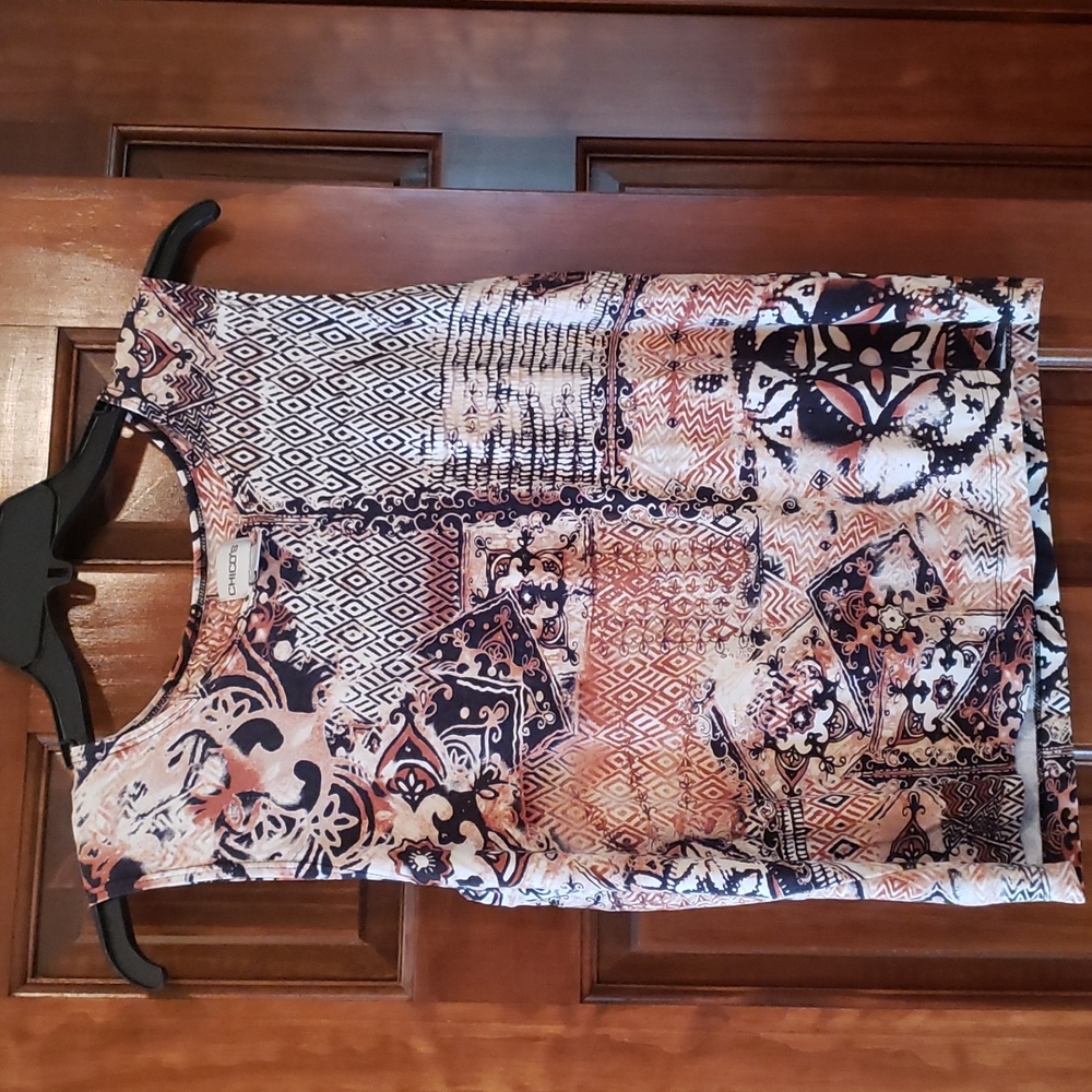 Chico's Size 2 Pattern Top